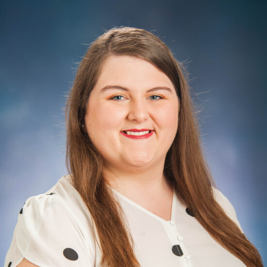 Amanda Heflin Headshot..