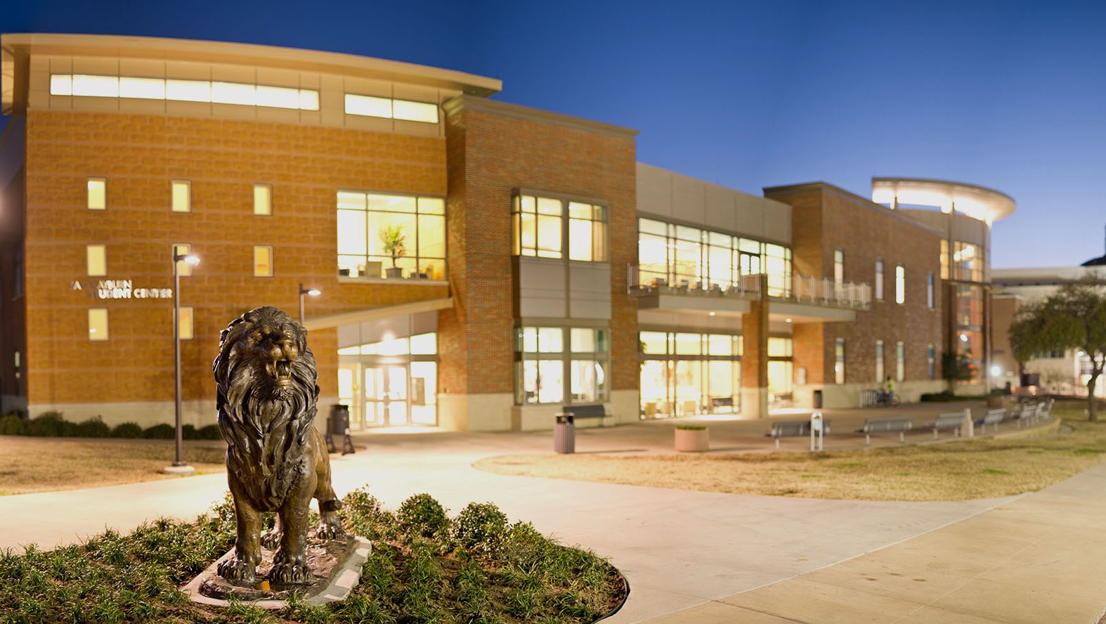 The new lion statue in front of the Rayburn Student center.