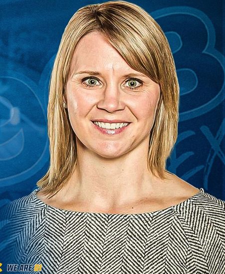 Headshot of Valerie King, women's basketball head coach